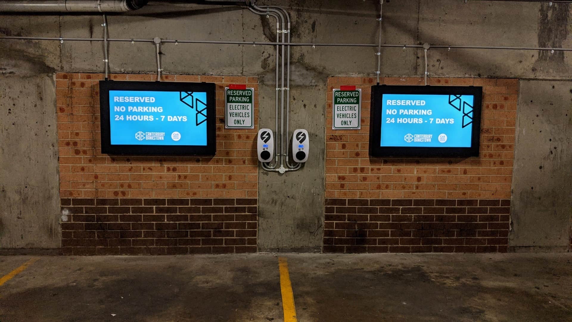 Ev Charging Bay Digital Signage